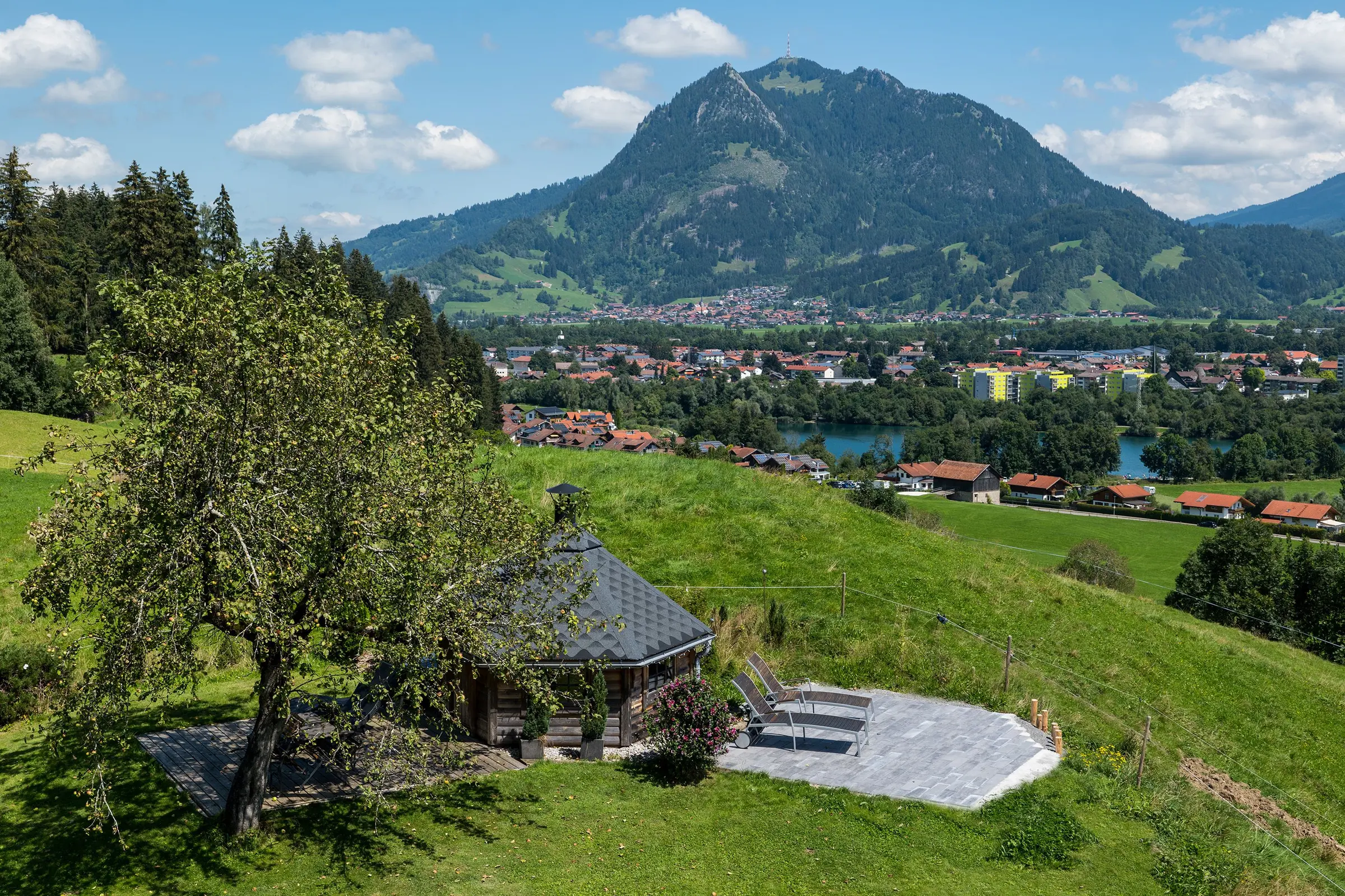 Ausblick im Sommer auf das Allgäu | AlpenLodge Allgäu